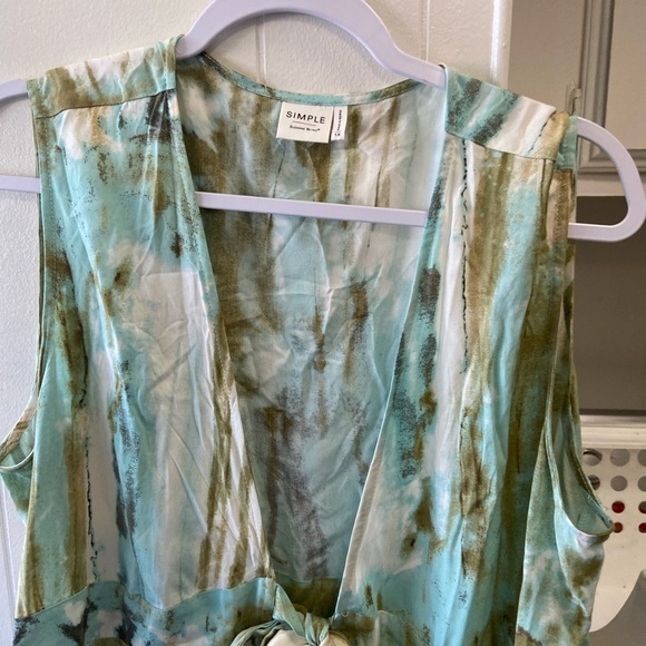 Simple Suzanne Betro light green vest w front tie women’s size 1X - Picture 2 of 6